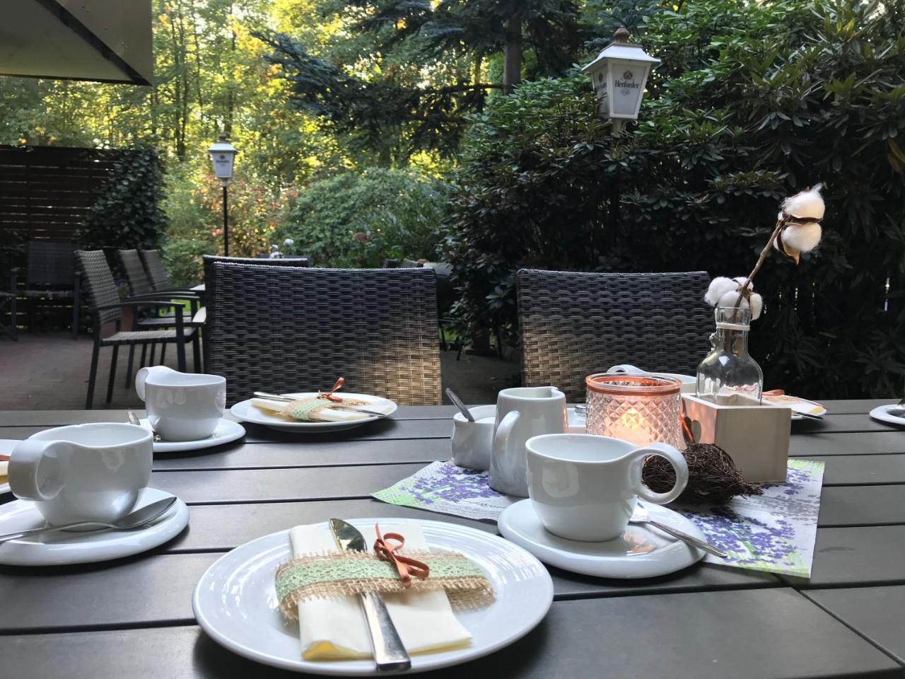 Waldpension Bielefeld Bagian luar foto